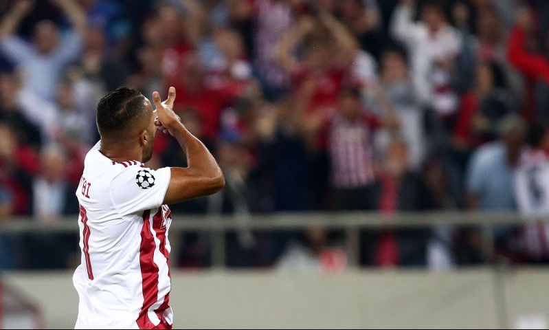 Ολυμπιακός – Μπάγερν Μονάχου: Το… κάρφωσε και τρελάθηκε ο Ελ Αραμπί (video+photos)