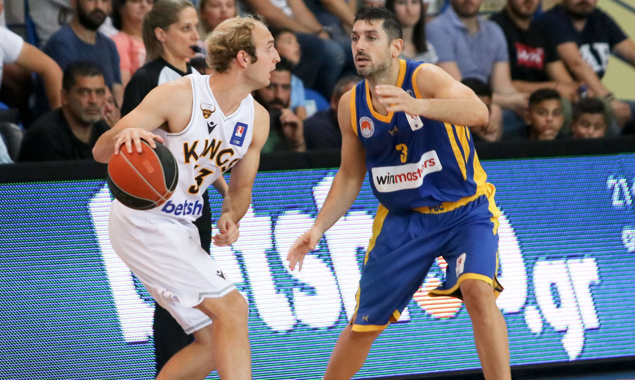 Φράνκαμπ: «Να βγάλουμε ένταση και να παίξουμε δυναμικά κόντρα στην ΑΕΚ»