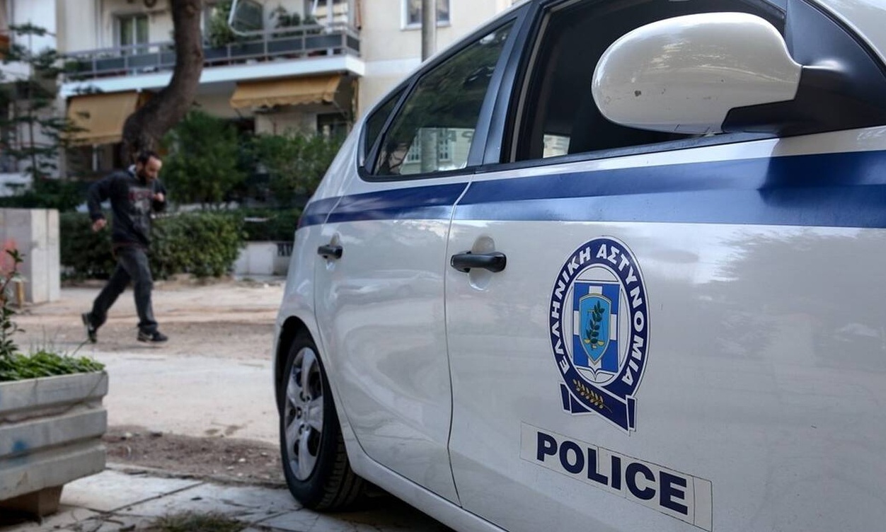 Συναγερμός στο Χαϊδάρι: Τον «γάζωσαν» μέσα στο αυτοκίνητό του