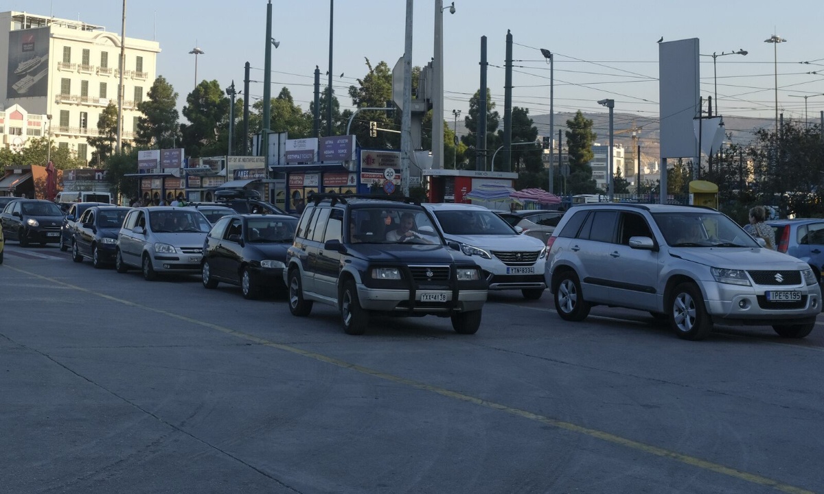 Τέλη κυκλοφορίας: «Βόμβα» Σταϊκούρα - Έρχονται μεγάλες αλλαγές