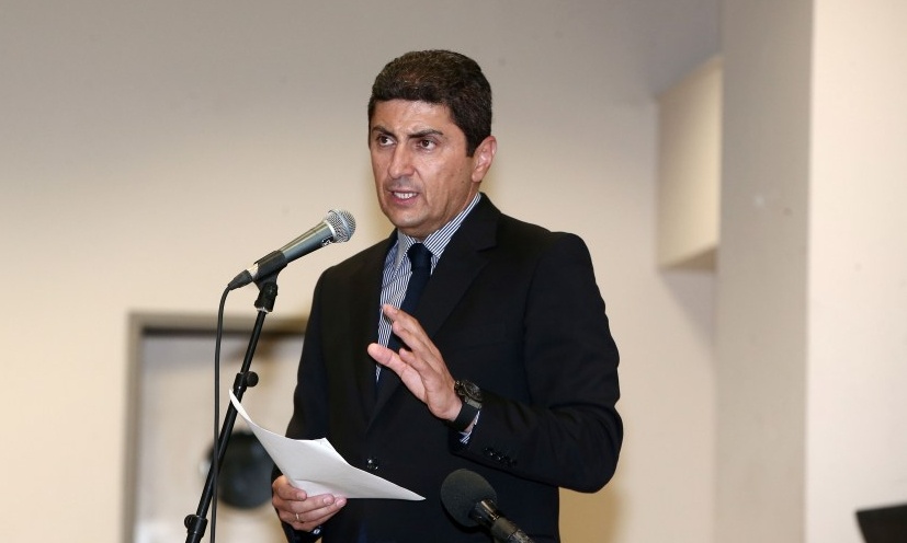 Αυγενάκης: «Ναι, στη μεμονωμένη παρουσία φιλάθλων»