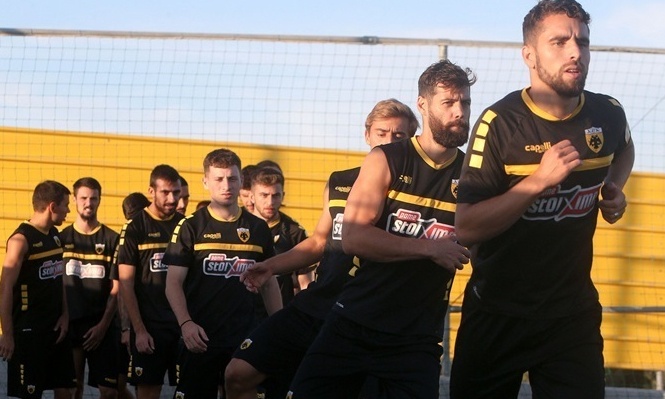 ΑΕΚ: Αμφίβολος ο Οικονόμου, «πονοκέφαλος» για Κωστένογλου