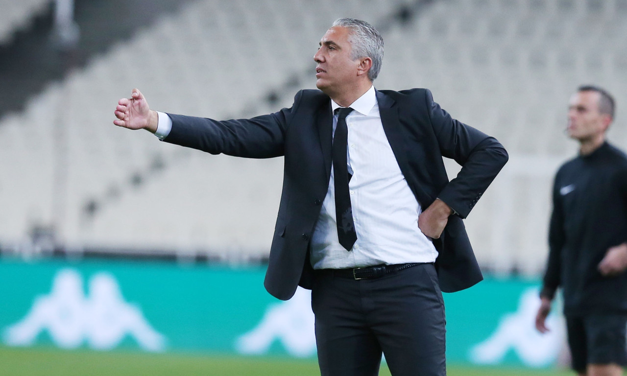 Κωστένογλου: «Χάσαμε ένα απίστευτο ματς»