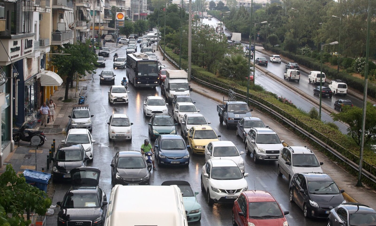 Κλειστοί δρόμοι και πάλι στην Αθήνα: Κυκλοφοριακές ρυθμίσεις και μποτιλιάρισμα (Χάρτης)