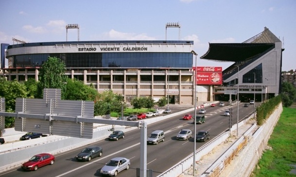 Το γήπεδο που έγινε... δρόμος (photos+video)