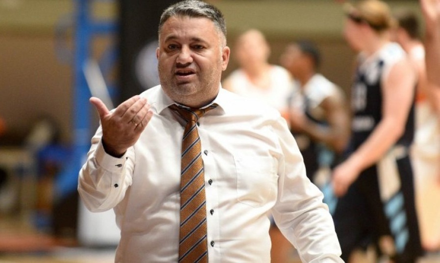 Γιατράς: «Σαν να μην μπήκαμε ποτέ στο γήπεδο»