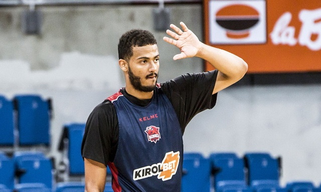 Μπασκόνια: Πρόβλημα στο ώμο ο Σιλτνς!