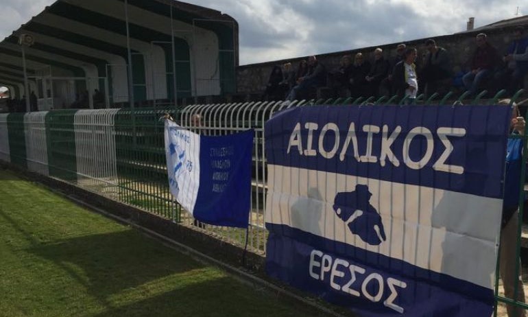 Επεισόδια στο Παναρκαδικός-Αιολικός (photos+video)