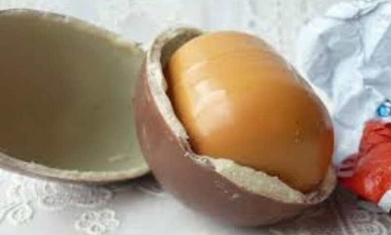 Απίθανο: Γιατί τα αυγά Kinder έχουν πάντα το παιχνίδι σε κίτρινη θήκη