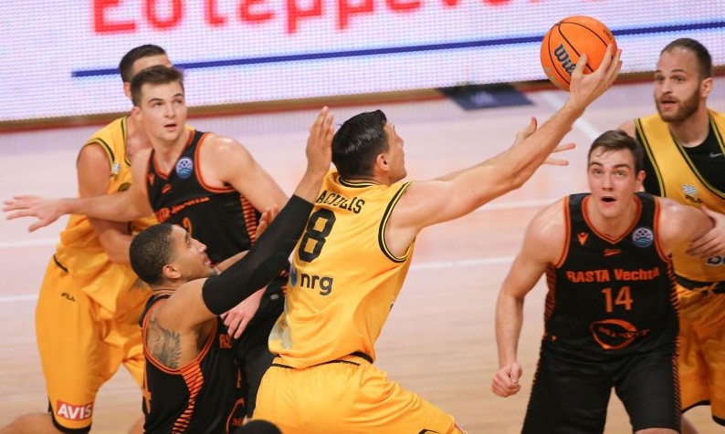 «Σόκαρε» την ΑΕΚ η Ράστα Βέχτα, νίκησε 79-75 στο ΟΑΚΑ (photos)