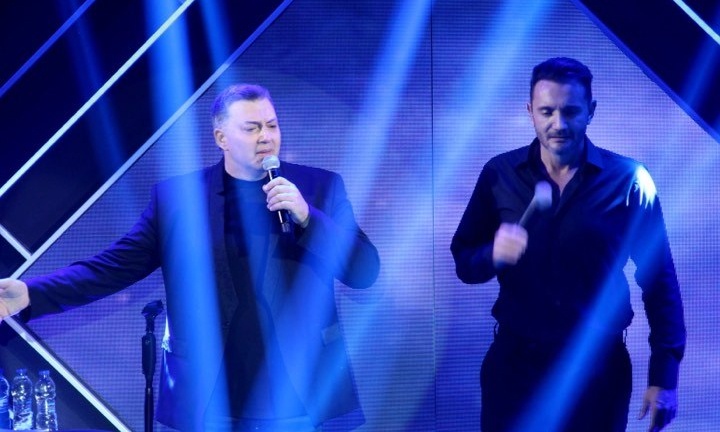 Sold out βραδιές για Μακρόπουλο και Μενιδιάτη – Δείτε ποιοι διασκέδασαν μαζί τους