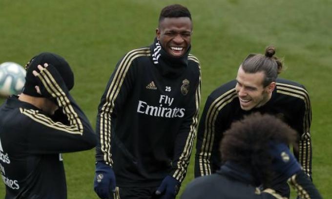 Ρεάλ Μαδρίτης: Άφησε εκτός αποστολής τον Βινίσιους ο Ζιντάν