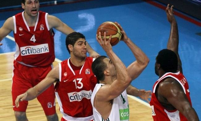 Σαν σήμερα: Όταν ο Πέκοβιτς κέρδιζε μόνος του τον Ολυμπιακό! (video+photos)