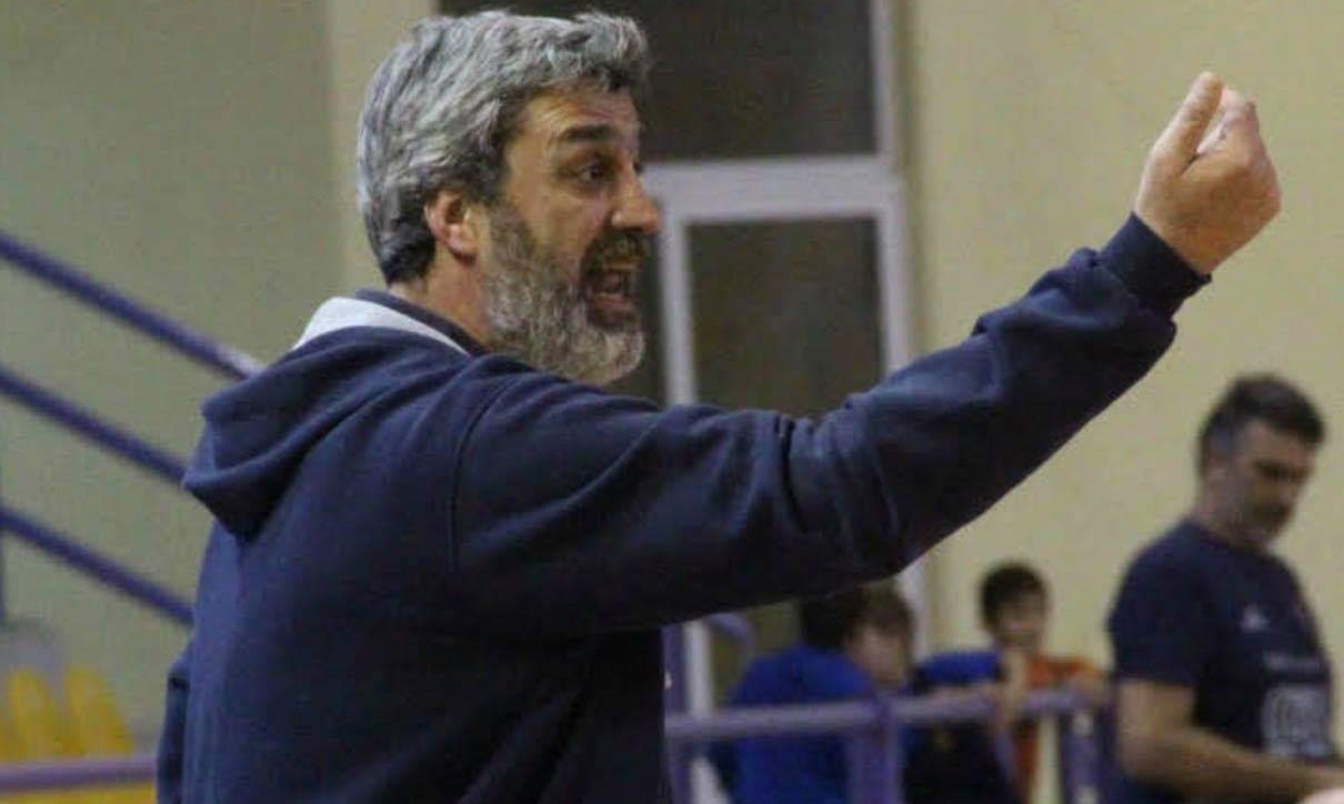 Ο Νίκος Οικονόμου ξεσπά για τα... παιχνίδια των ακαδημιών και τις τεράστιες διαφορές!