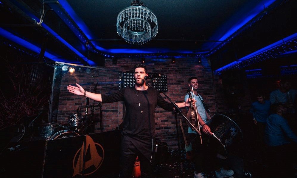 Droulias Brothers: Η live επιτυχία με τον Δάντη & το κυριακάτικο πάρτι που ετοιμάζουν (photos+video)