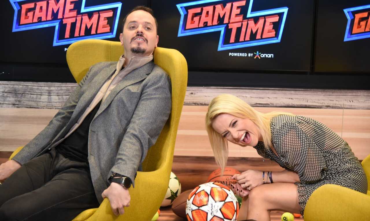 Ξεκαρδιστικός Αλέξανδρος Τσουβέλας στο Game Time του ΟΠΑΠ