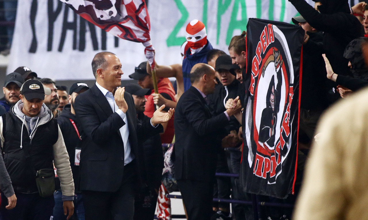 O Ολυμπιακός παίρνει μαζί του πολύ κόσμο στον κατήφορο…