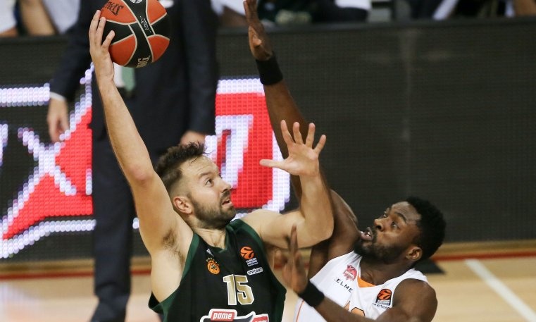 Μήνυμα από Βουγιουκα και Καλάθη ενάντια στη βία! (photos)