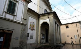 Συγκλονιστικές εικόνες από τον ισχυρό σεισμό που «χτύπησε» την Ιταλία