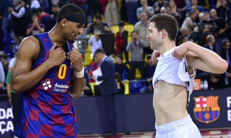 Αντάλλαξαν φανέλες Φριντέτ και Ντέιβις (photos)