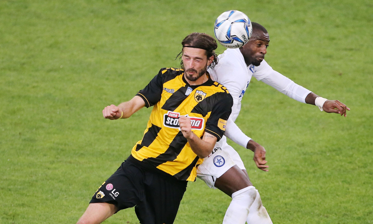 Οικονόμου: «Θα βελτιωθεί η ΑΕΚ με Καρέρα»