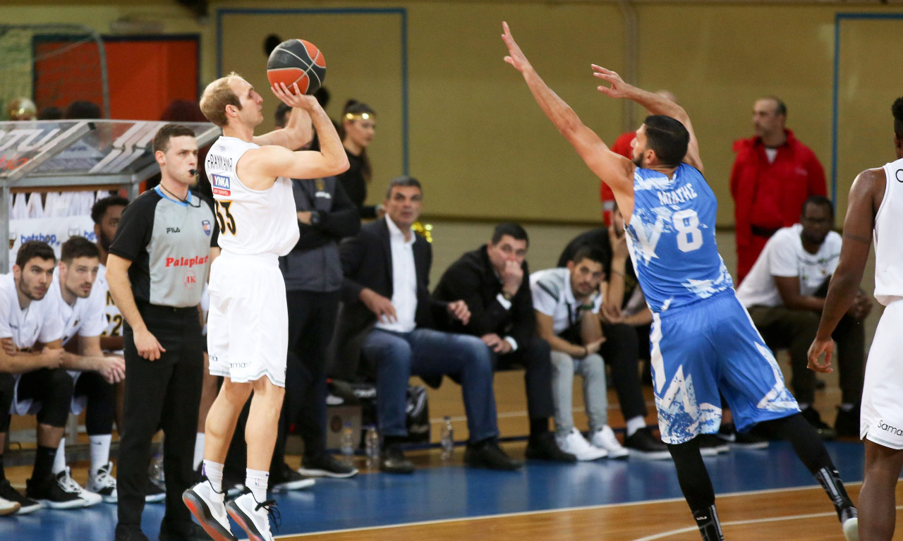 Ρέθυμνο-Ιωνικός 90-76: Εύκολη νίκη και ανασαίνει