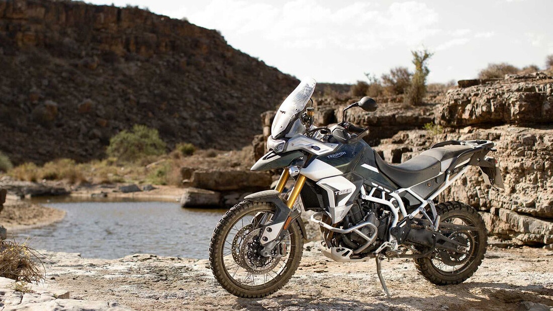 Η απόλυτη βρετανική μηχανή για τον James Bond