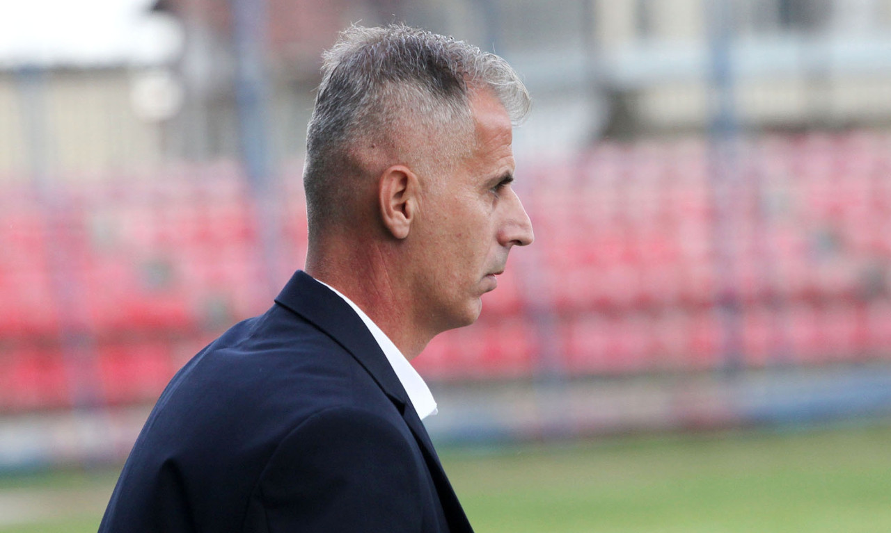 Καλαμάτα: Βυθίζεται και έδιωξε Θεοδοσιάδη