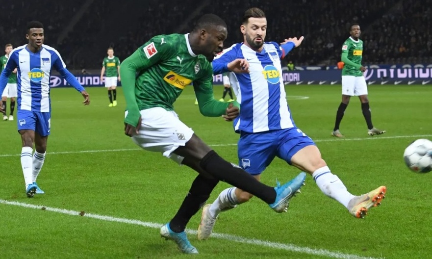 Η Γκλάντμπαχ «σκόνταψε» στο Βερολίνο (videos)