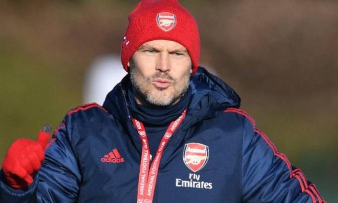 Άρσεναλ: Παραμένει ο Λιούνγκμπεργκ