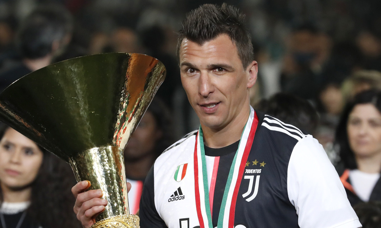 Στο Κατάρ και επίσημα ο Μάντζουκιτς (video+photos)