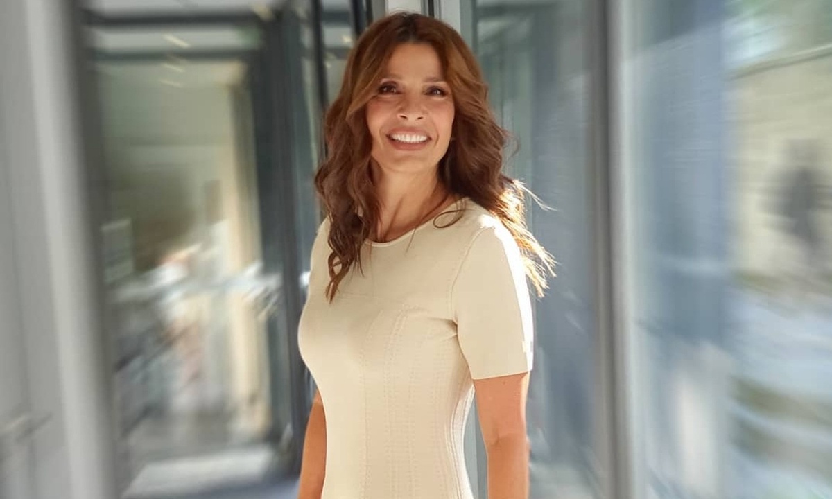 Συγκλονίζει η Τσαπανίδου: «Πόσο τέρας μάνα υπήρξα; Φέρτε μου μπαλκόνι να πέσω. Όλα λάθος;» (Pics)