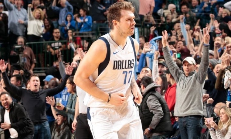 NBA: Συνέχισαν με νίκες Μάβερικς Νάγκετς και Τζάζ! (photos+videos)