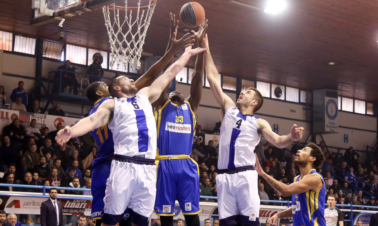 Ηρακλής-Περιστέρι 69-76: Με «καυτό» Γκρέι πέρασε από το Ιβανώφειο