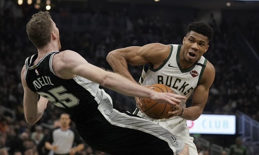 NBA: Νέο σόου από Αντετοκούνμπο, νέα νίκη για Μπακς (photos+video)