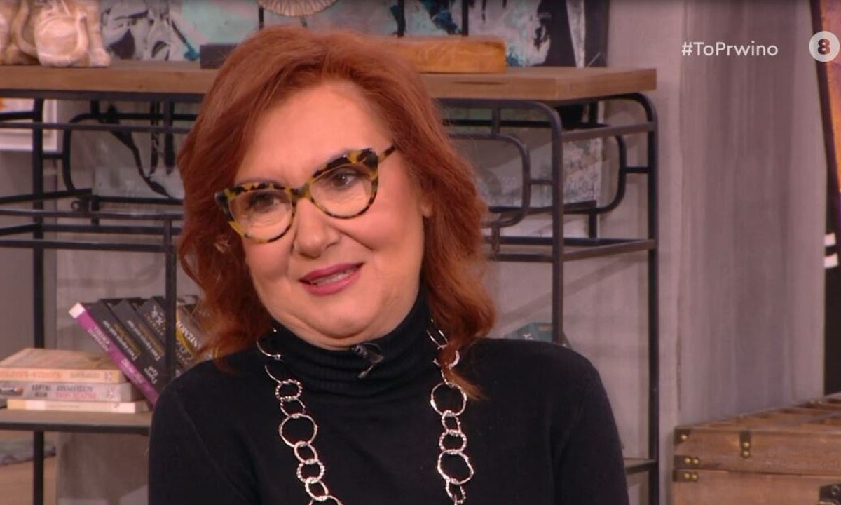 Το Πρωινό: Έχετε δει τα τατουάζ που έχει η Φωτεινή Ντεμίρη στα πόδια; Η Σκορδά σάστισε!