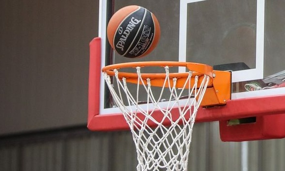 Απίστευτο! Παίκτης έσωσε τη ζωή επιβάτη! (photos)