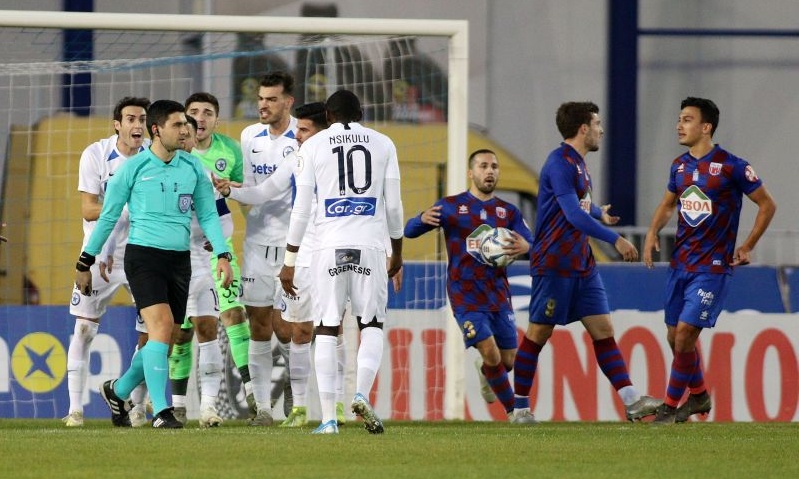 LIVE Κύπελλο Ελλάδας: Τρομερό ημίχρονο στο Περιστέρι για Βόλο (photos+video)