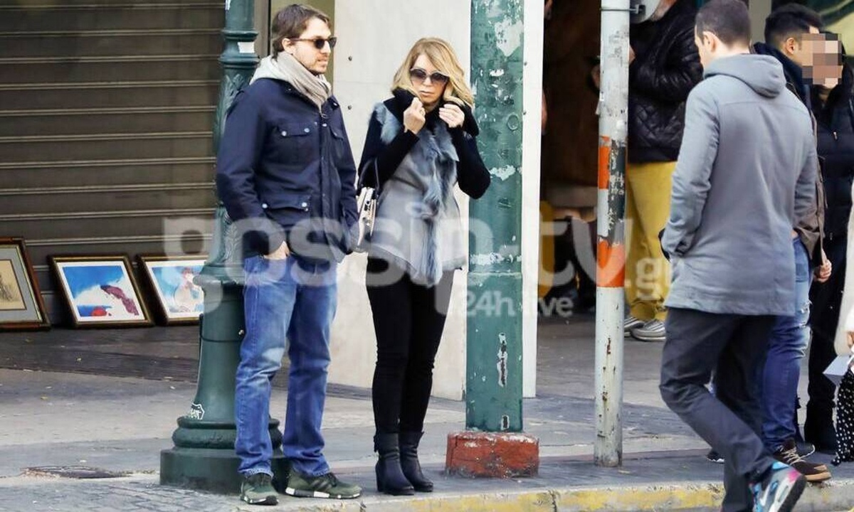 Έλλη Στάη: Βόλτα με το γιο της λίγο πριν τον ερχομό του μωρού- Οι πρώτες φωτό της εγκυμονούσας