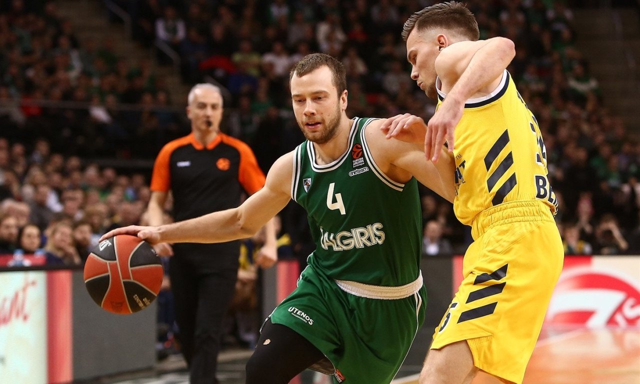 Ζαλγκίρις-Άλμπα Βερολίνου 104-80: Εύκολα και ωραία