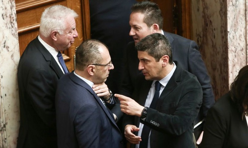 Λευτέρης Αυγενάκης: Οι συζητήσεις και οι… πανηγυρισμοί για την τροπολογία (photos)