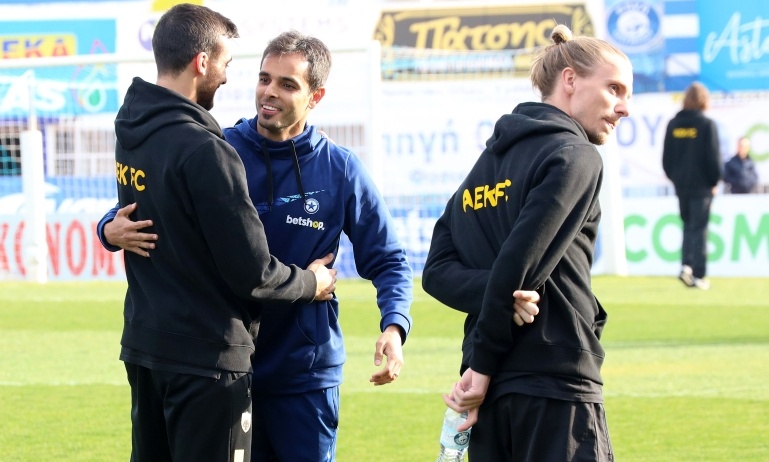 «Βόμβα» στο Περιστέρι πριν τη σέντρα του Ατρόμητος-ΑΕΚ (photos)