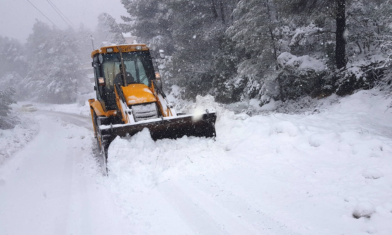 Καιρός: Συνεχίζεται η κακοκαιρία – Πού θα χιονίσει τις επόμενες ώρες – Χιόνια και στην Αττική