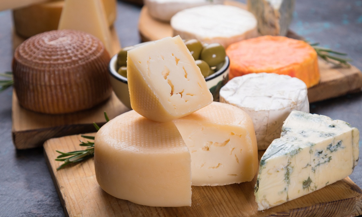 Τα τυριά με το περισσότερο και το λιγότερο αλάτι (εικόνες)