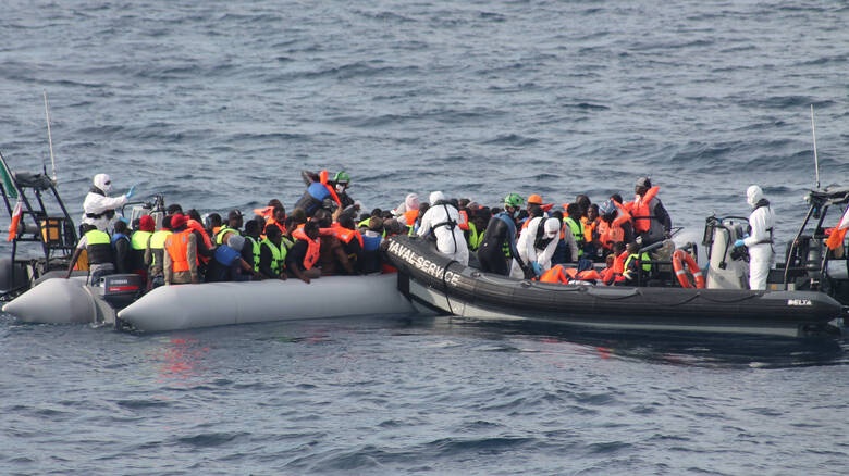 «Ναι» σε μαζικές επαναπροωθήσεις μεταναστών από το ΕΔΔΑ