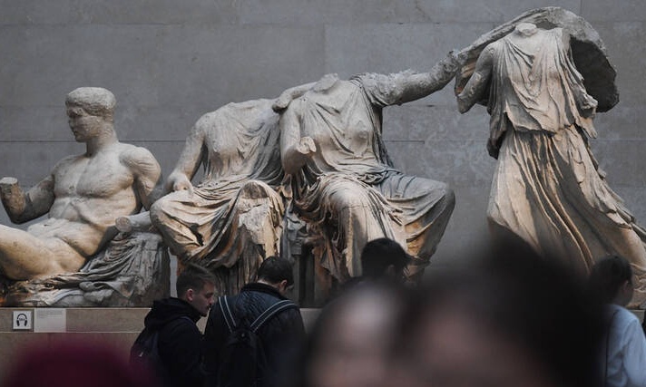 Sunday Times σε Τζόνσον: Να επιστρέψεις τα Γλυπτά του Παρθενώνα στη Αθήνα γιατί εκεί ανήκουν