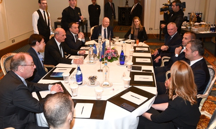 Τα είπε με ΕΠΟ ο πρόεδρος της UEFA, το πρωί της Τρίτης η συνάντηση με Μητσοτάκη