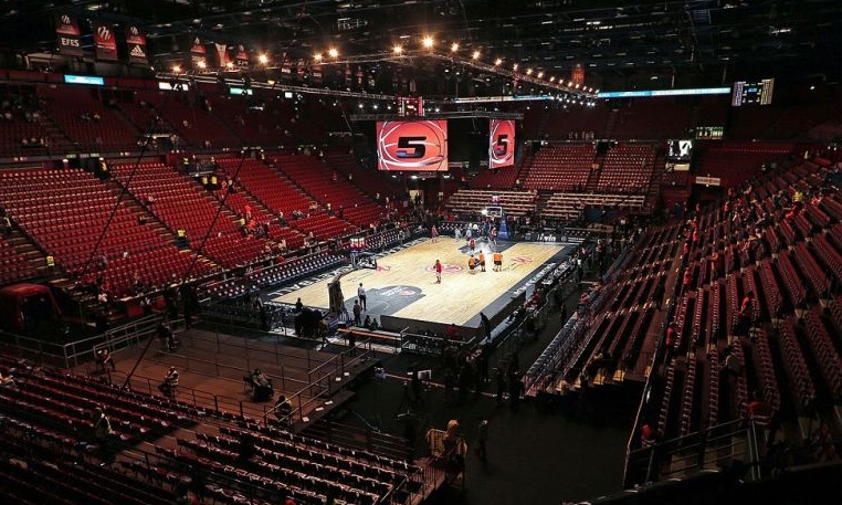 Σε καραντίνα η Λομβαρδία λόγω κορωνοϊού: Στον «αέρα» το Αρμάνι Μιλάνο-Ολυμπιακός