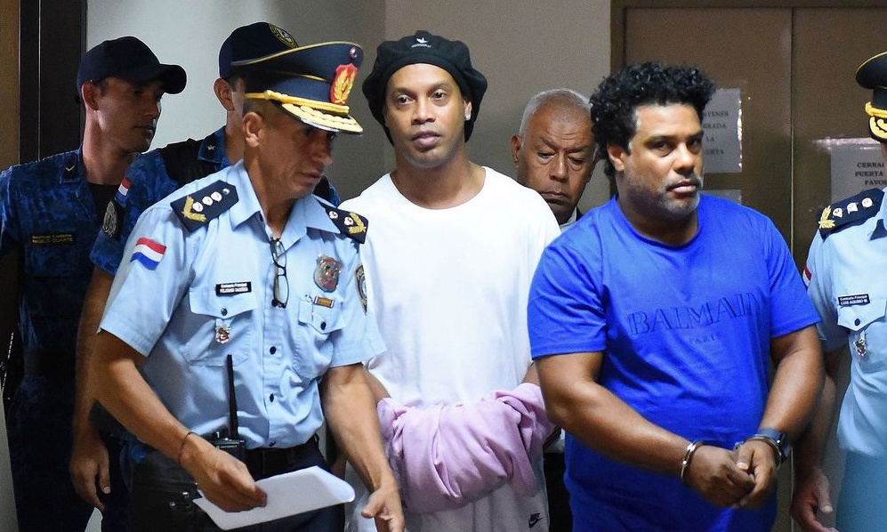 Οι ανέσεις του Ροναλντίνιο στη φυλακή και οι ενέργειες για να αφεθεί ελεύθερος (photos)