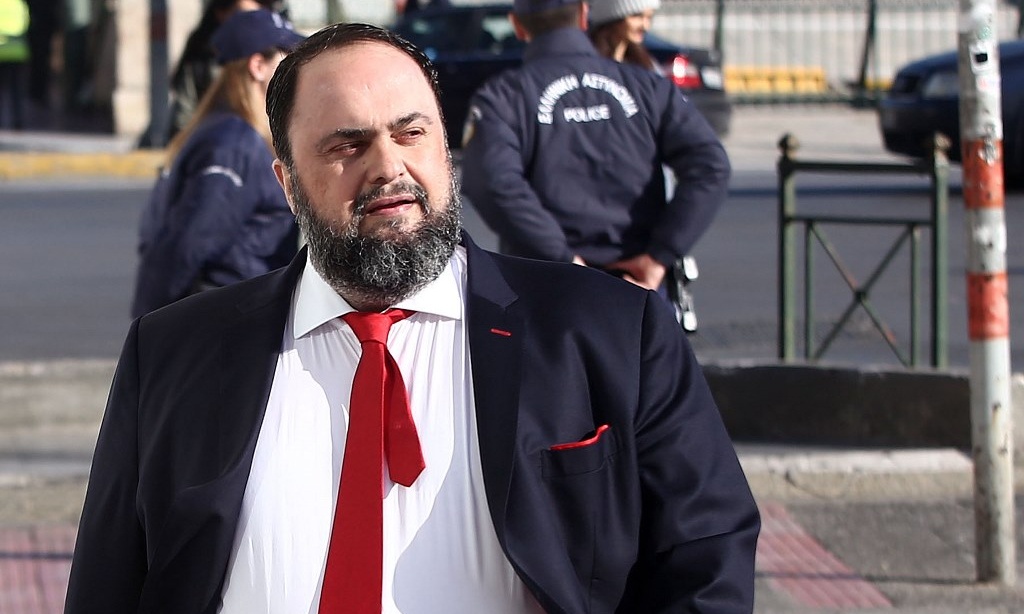Ολυμπιακός: Θέμα στην Αγγλία ο Μαρινάκης - «Βγήκε φωτογραφίες με οπαδούς, είδε την ομάδα» (photos)